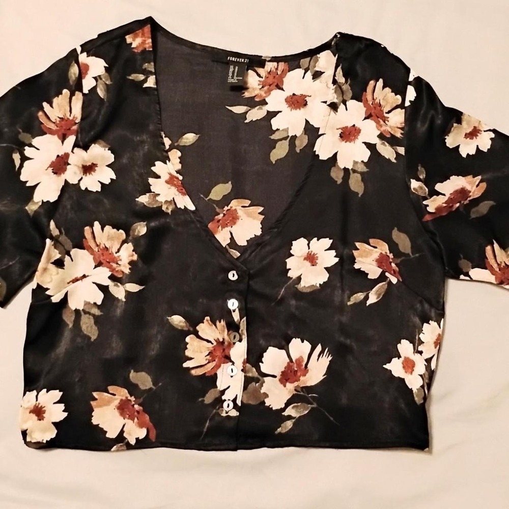 Forever21 Whimsygoth Floral Button-Up Crop Top fairy boho indie peasant summer